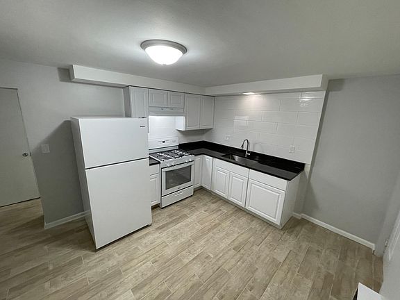2nd image of 2444 N Laramie Ave #1N