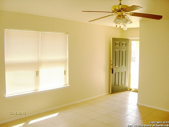 2nd image of 9935 Bermuda Palm