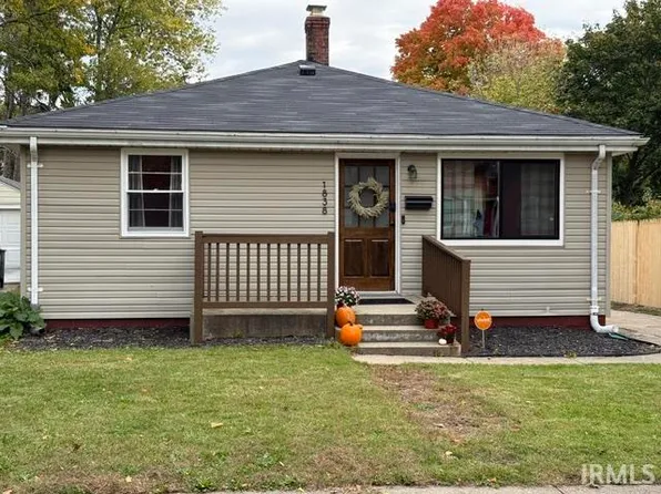 1838 N Brookfield St, South Bend, IN 46628