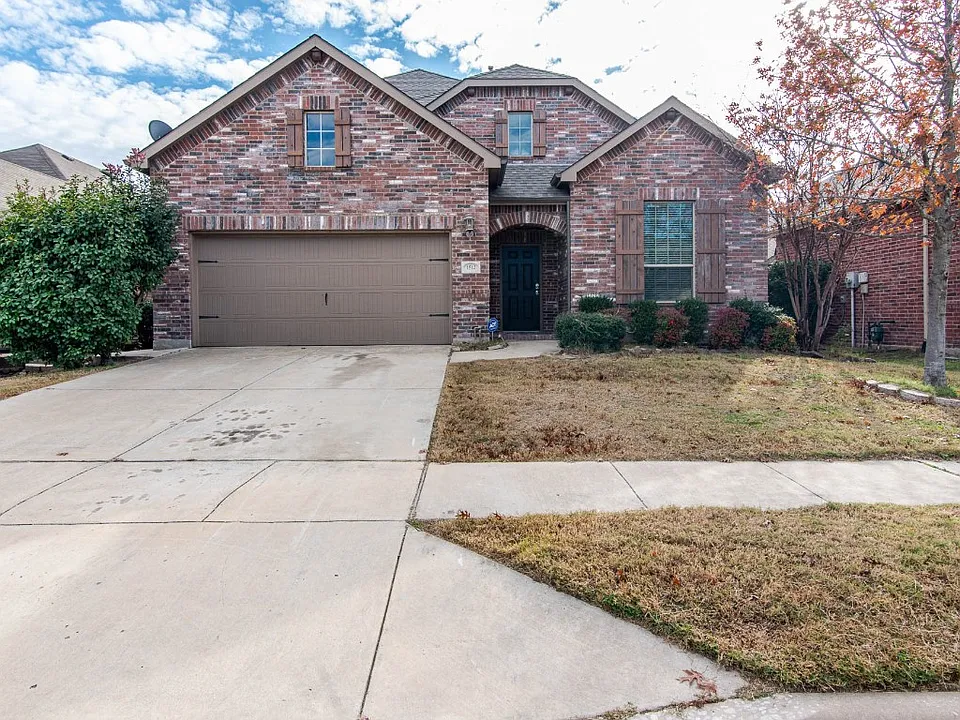 1512 Cockatiel Dr