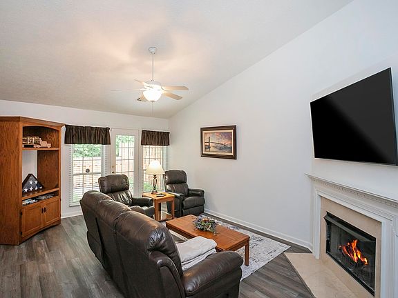 3rd image of 3911 Dodson Chapel Rd APT 32