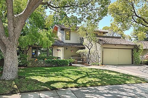 1st image of 531 Saint Claire Dr