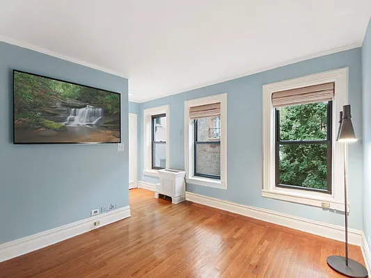 Rented by Sotheby's International Realty | media 25