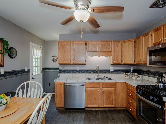 5th image of 430 Glenrose Ln