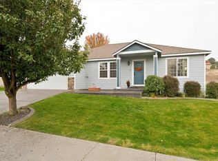 5717 W 23rd Ave, Kennewick, WA 99338