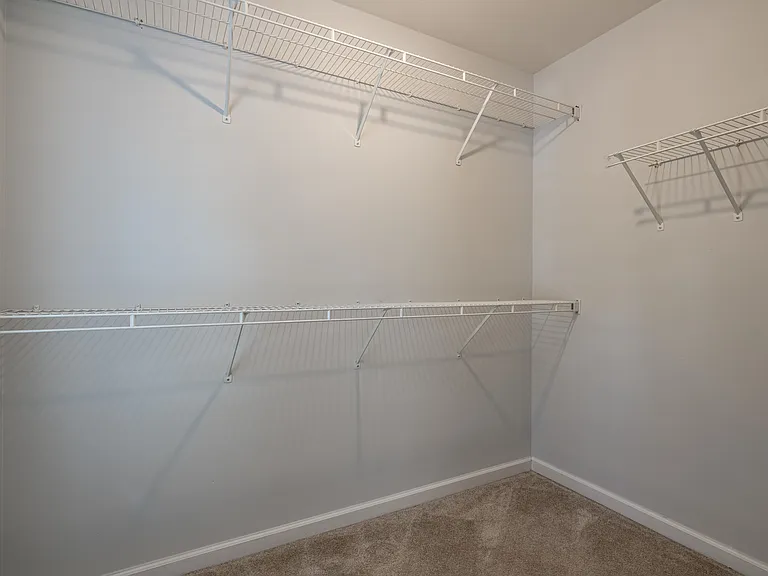 140 Galecrest Dr — Photo 15