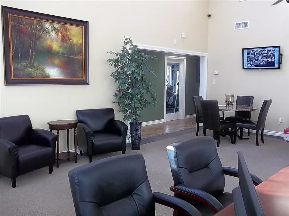 Citrus Gardens Apartments — Photo 3