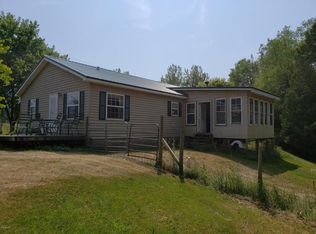 8567 W 32nd St, Fremont, MI 49412