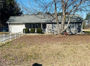 2755 Milton Bryan Dr, Loganville, GA 30052