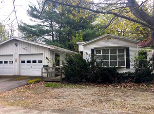 107 Franklin Ave, Farmington, ME 04938