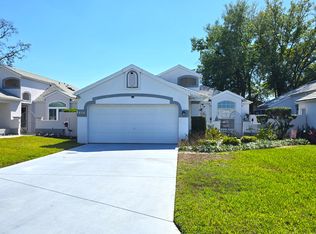 1020 La Bamba Ct, Spring Hill, FL 34608