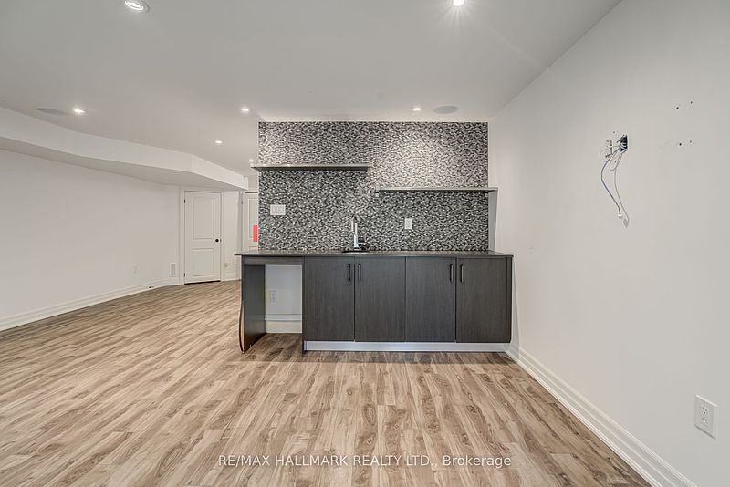 Ajax Townhouse for rent - 3 Bedrooms — photo 30