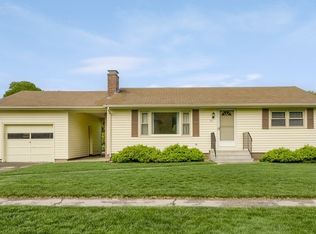 41 Thornton Rd, Worcester, MA 01606