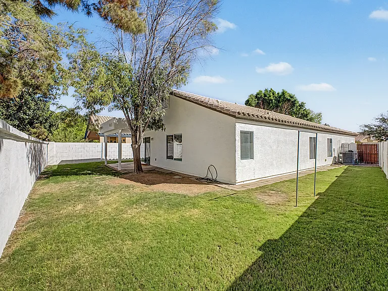 1321 N Malibu Ln — Photo 27