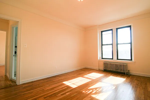 Rented by Horowitz Real Estate | media 27