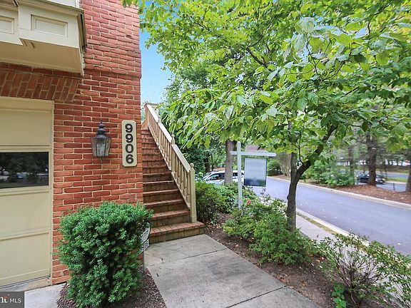 3rd image of 9906 Foxborough Cir