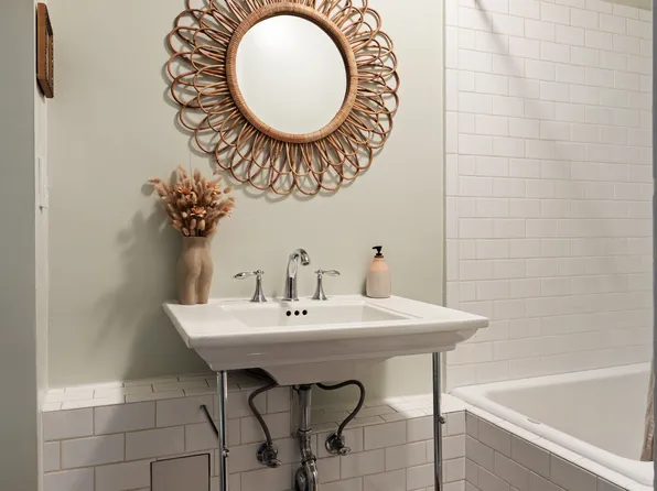 217 Second Avenue image 22 of 30