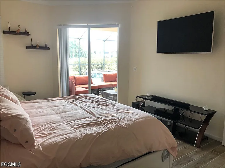 2323 Bainmar Dr — Photo 9