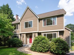 16 Walnut Hill Rd, Millis, MA 02054