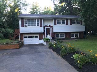 230 Lapp Rd, Clifton Park, NY 12065