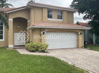 16372 SW 93rd St, Miami, FL 33196