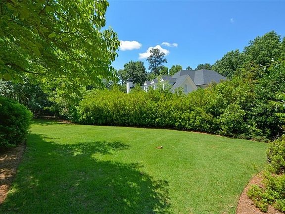 5th image of 1110 Kensington Ct