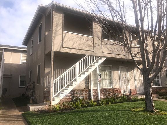 2nd image of 2211 11th Ave