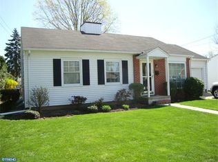40 Mae Dr, Hamilton, NJ 08620