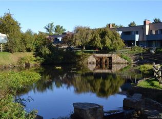 1400 Melville Ave, Fairfield, CT 06825