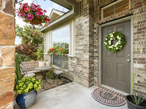 14344 N Summerchase Cir, Willis, TX 77318