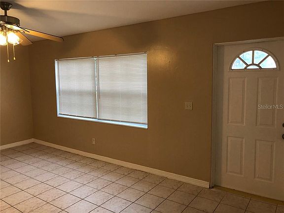 5th image of 2519 N Beaumont Ave