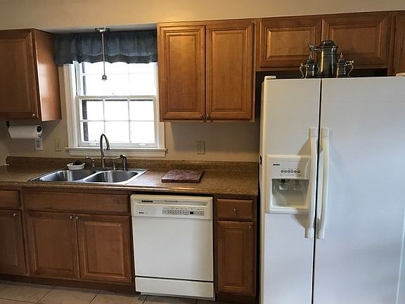 5th image of 4431 Cherrydale Ave