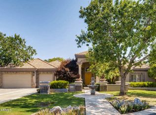 8240 S Homestead Ln, Tempe, AZ 85284