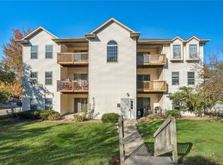 2855 Coral Ct APT 202, Coralville, IA 52241