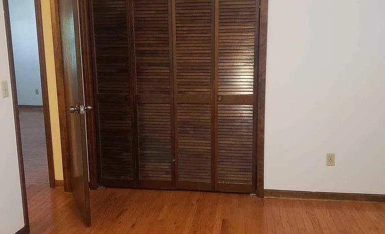 7001 Pauline Cir — Photo 27