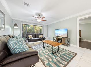 5312 Treetops Dr, Naples, FL 34113