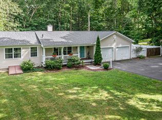 38 Jeremiah Rd, Sandy Hook, CT 06482