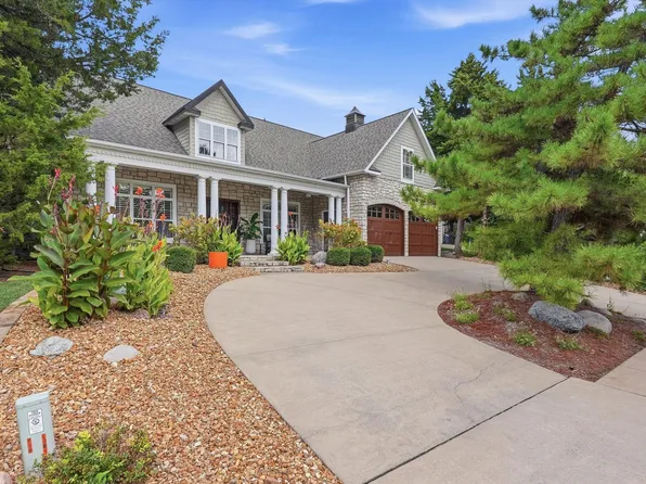 1211 Sutton Dr, Columbia, MO 65203