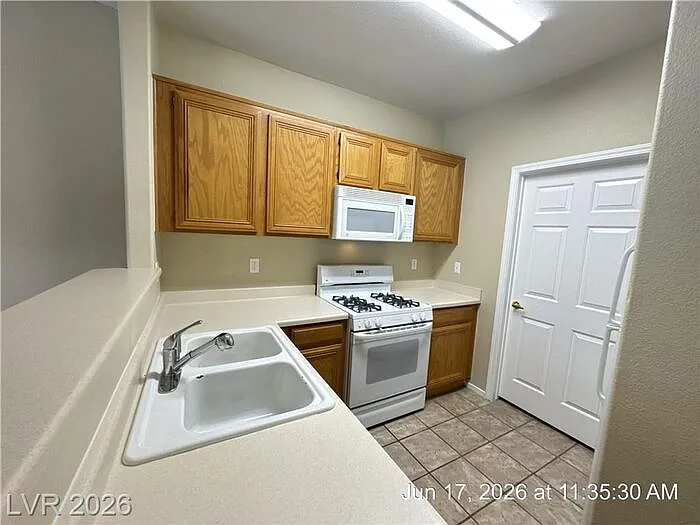 7131 S Durango Dr #203 — Photo 9