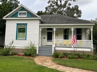 19018 Veterans Rd, Magnolia, TX 77355