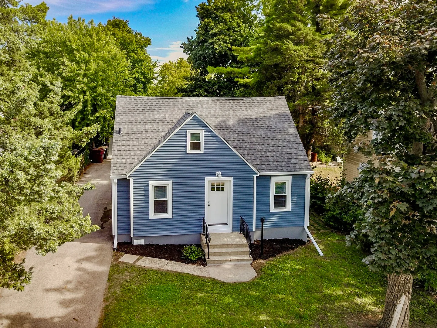 1511 Pine Grove Ave photo 1