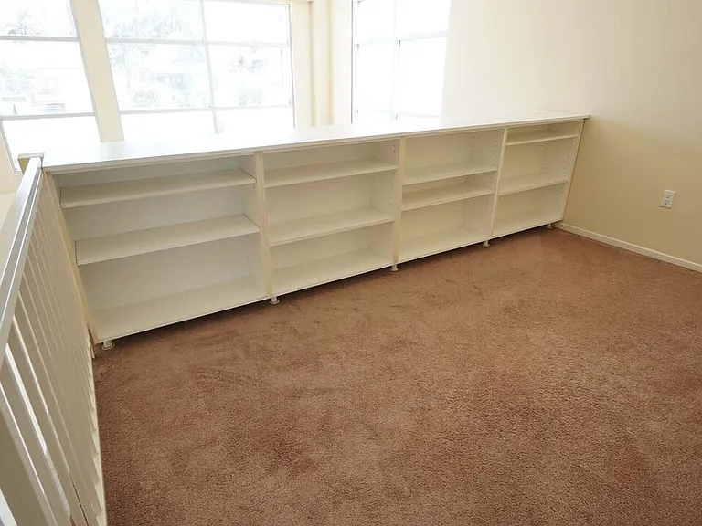 922 W 23rd St #206 — Photo 8
