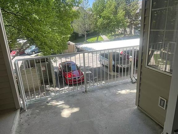 5th image of 3843 S Canyon River Way Unit 2