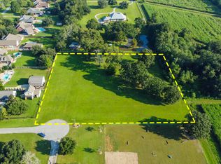 123 Nellies Ln, Broussard, LA 70518