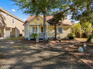 166 NW 7th St, Oak Island, NC 28465