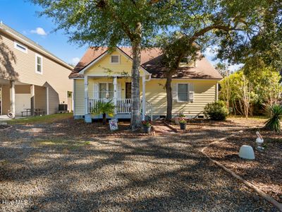 166 NW 7th Street, Oak Island, NC, 28465