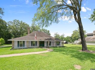 11116 Suncrest Ave, Baton Rouge, LA 70818