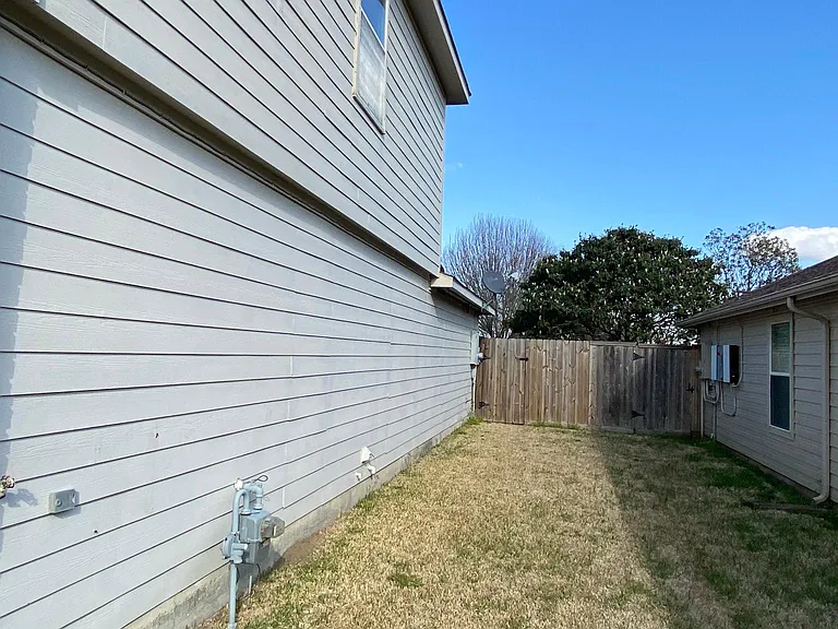 7834 Chervil Ln — Photo 27