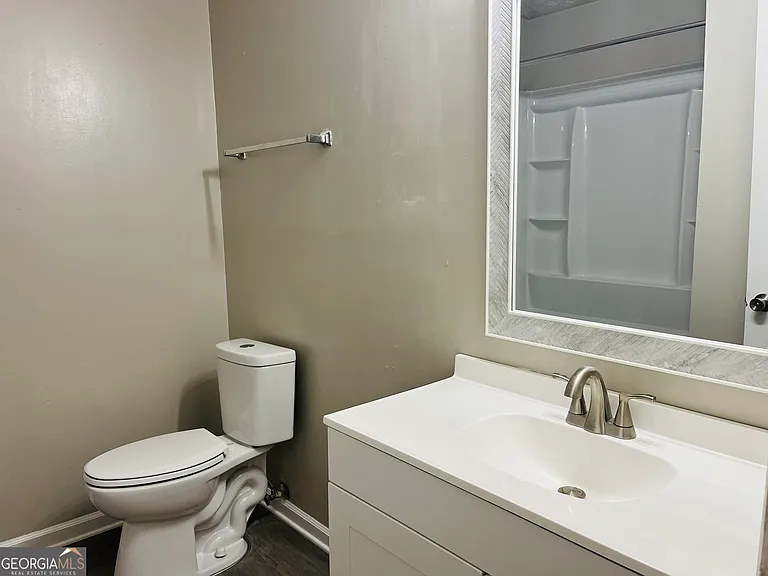 227 Bay St NE #227 — Photo 11