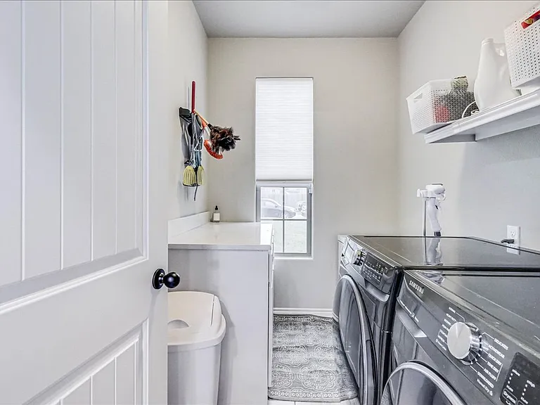7809 Pavo Real St — Photo 26